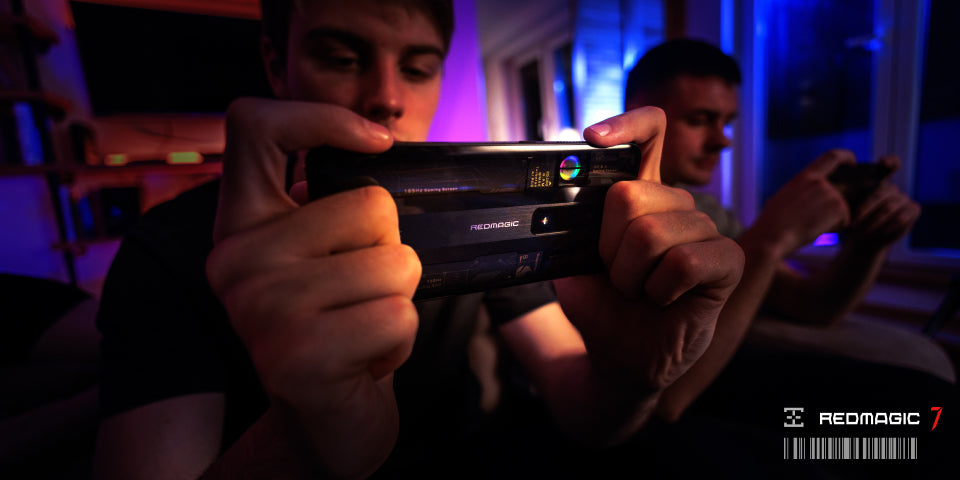 REDMAGIC-7-Review-Fast-gaming-phone-with-165Hz-AMOLED-and-LED-fan 